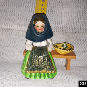 Statuina in ceramica
