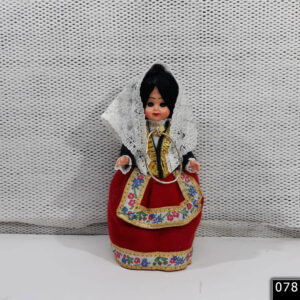 Costume di donna sarda