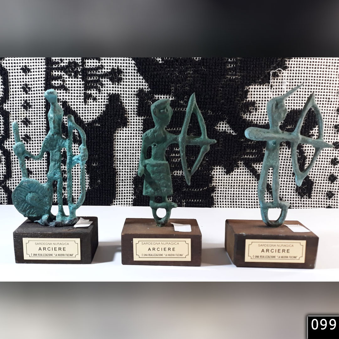 Tre Bronzetti della sardegna